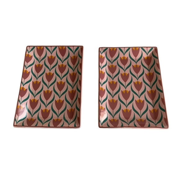 Bundle of TWO Decorative plates NWT from Nordstrom in tulip pattern - Picture 1 of 6